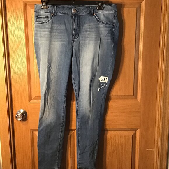d Jeans 16W Blue Jeans - Picture 1 of 2